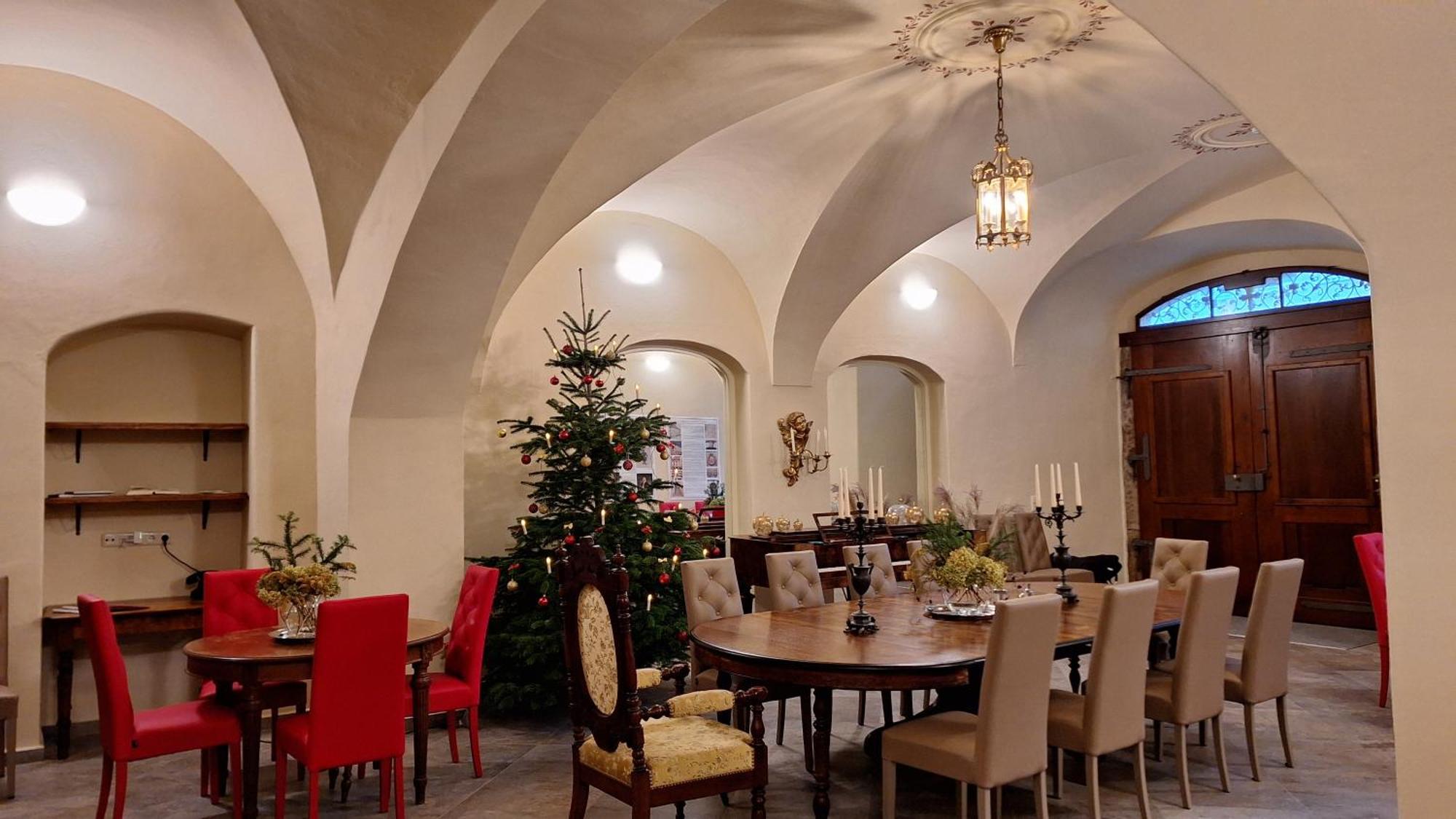 Apartment Stadtpalais Romantik-suite 3 Maximal 6 Personen *