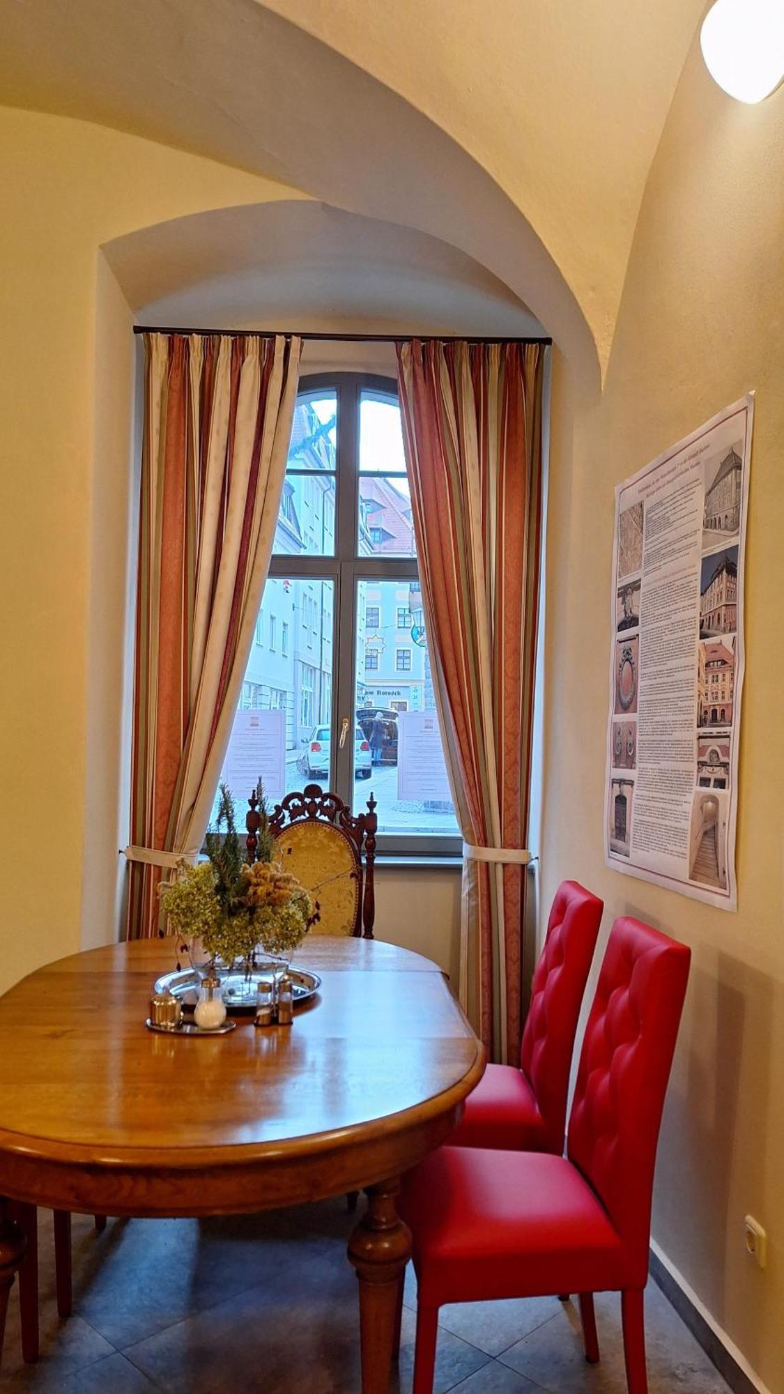Stadtpalais Romantik-suite 3 Maximal 6 Personen Apartment