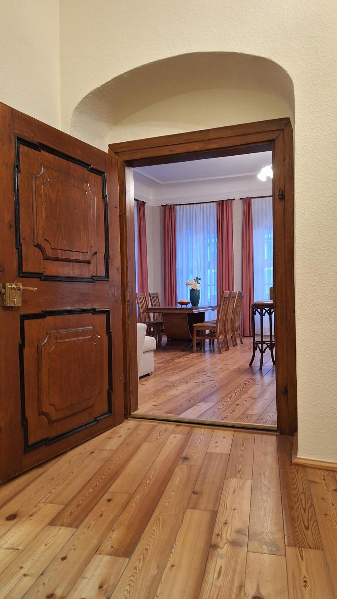 Apartment Stadtpalais Romantik-suite 3 Maximal 6 Personen