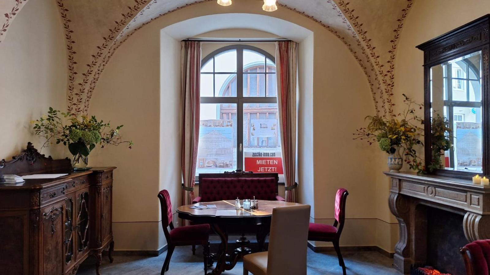 Stadtpalais Romantik-suite 3 Maximal 6 Personen