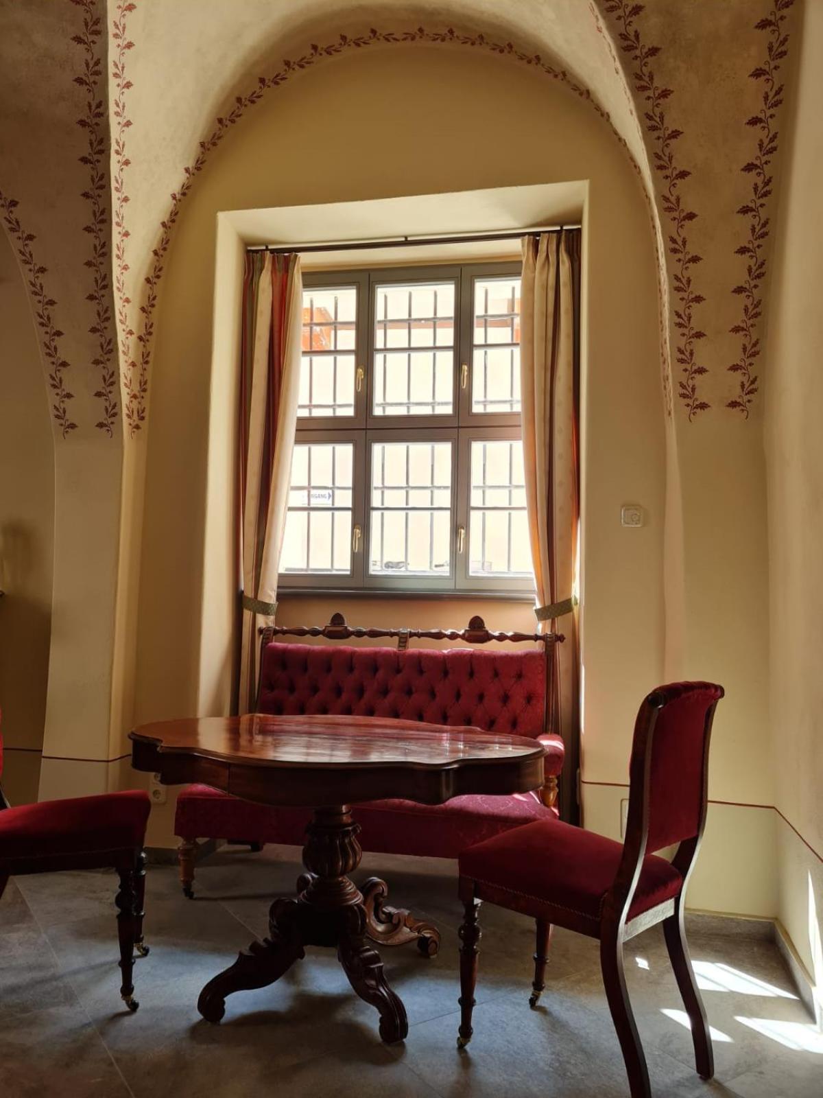 Stadtpalais Romantik-suite 3 Maximal 6 Personen Apartment *