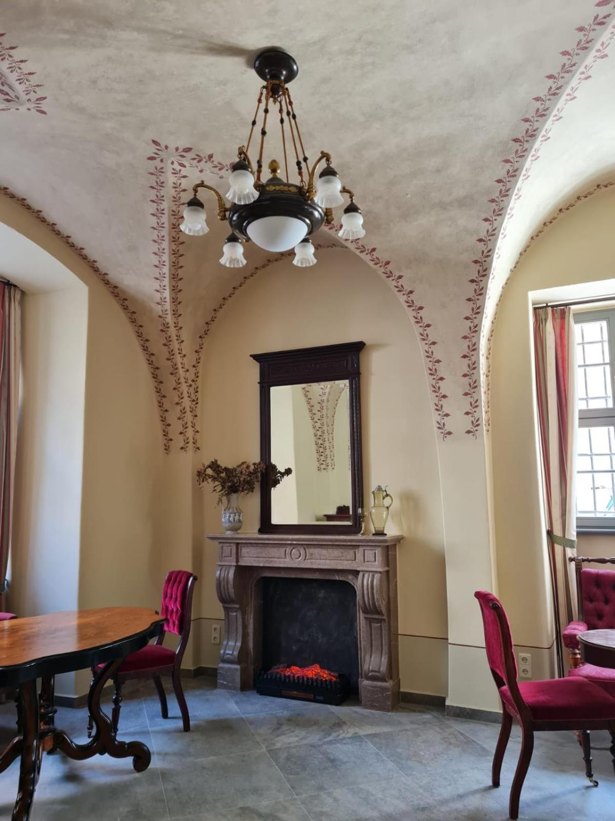 Apartment Stadtpalais Romantik-suite 3 Maximal 6 Personen