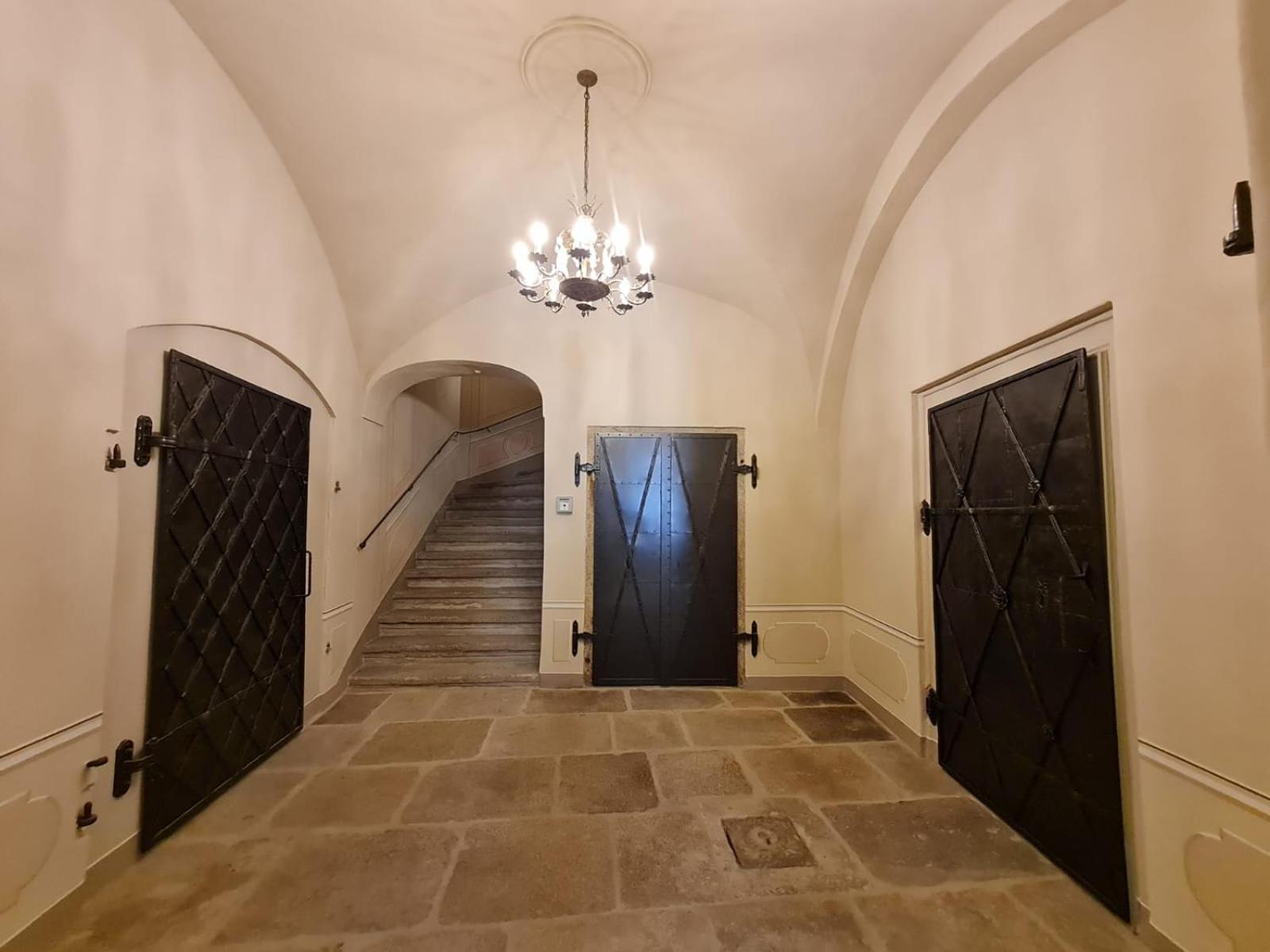 Stadtpalais Romantik-suite 3 Maximal 6 Personen *